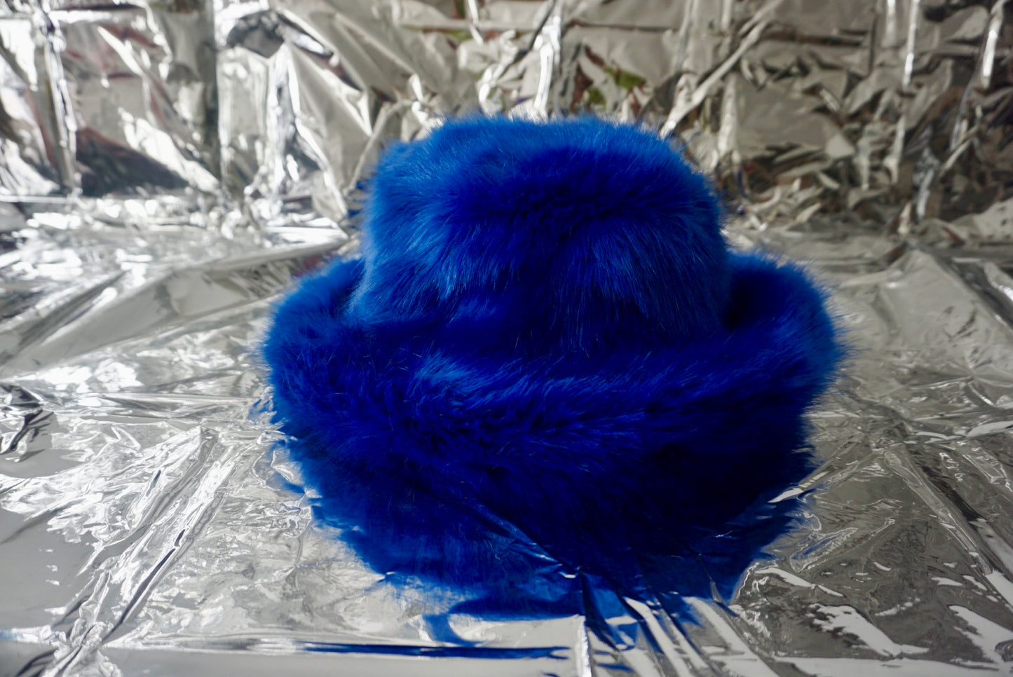 Reneé Fluffy Bucket Hat